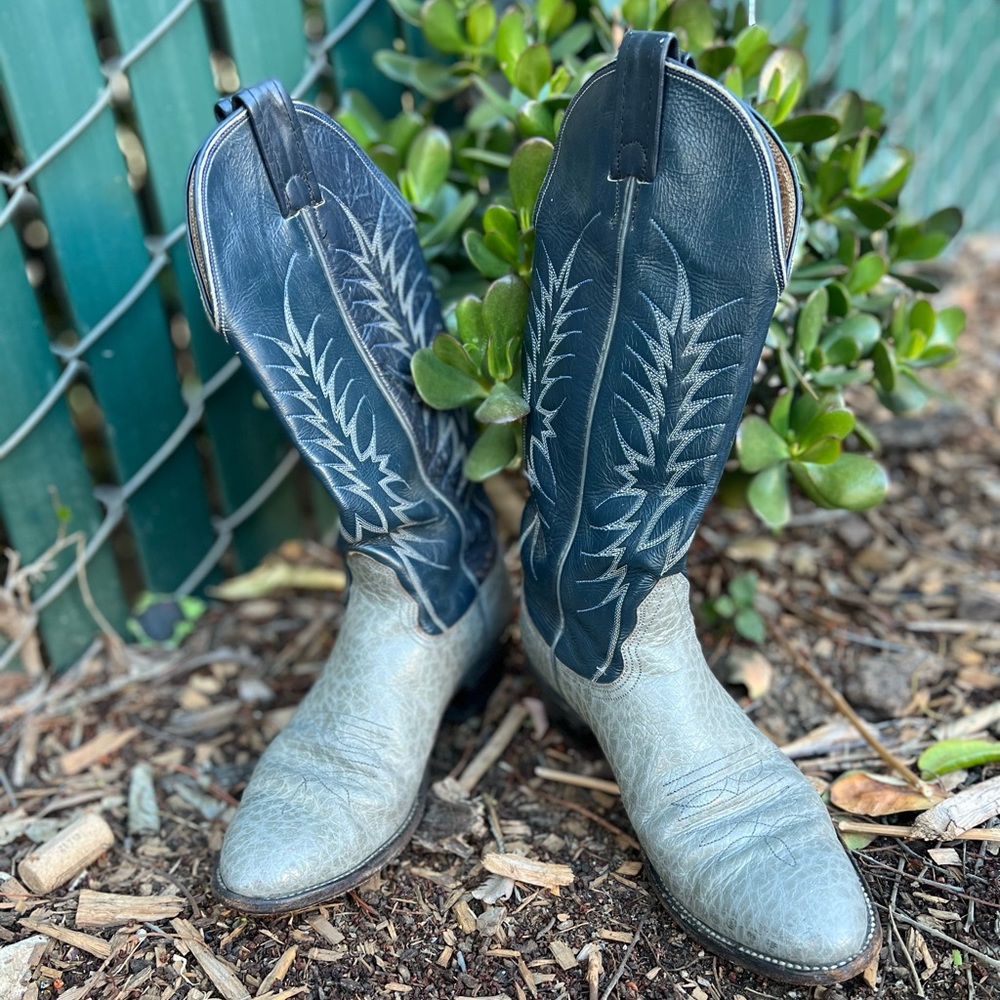Nocona Cowboy Boots size 8